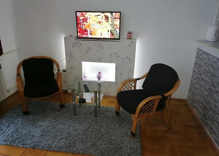 Apartment Aska