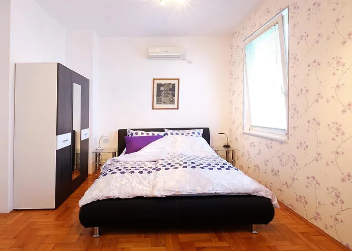 Apartment Aska